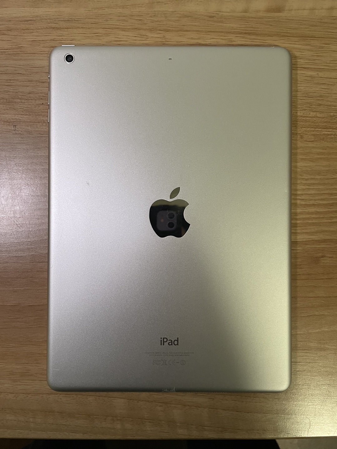 Apple iPad Air 1st First Gen- White - photo 3