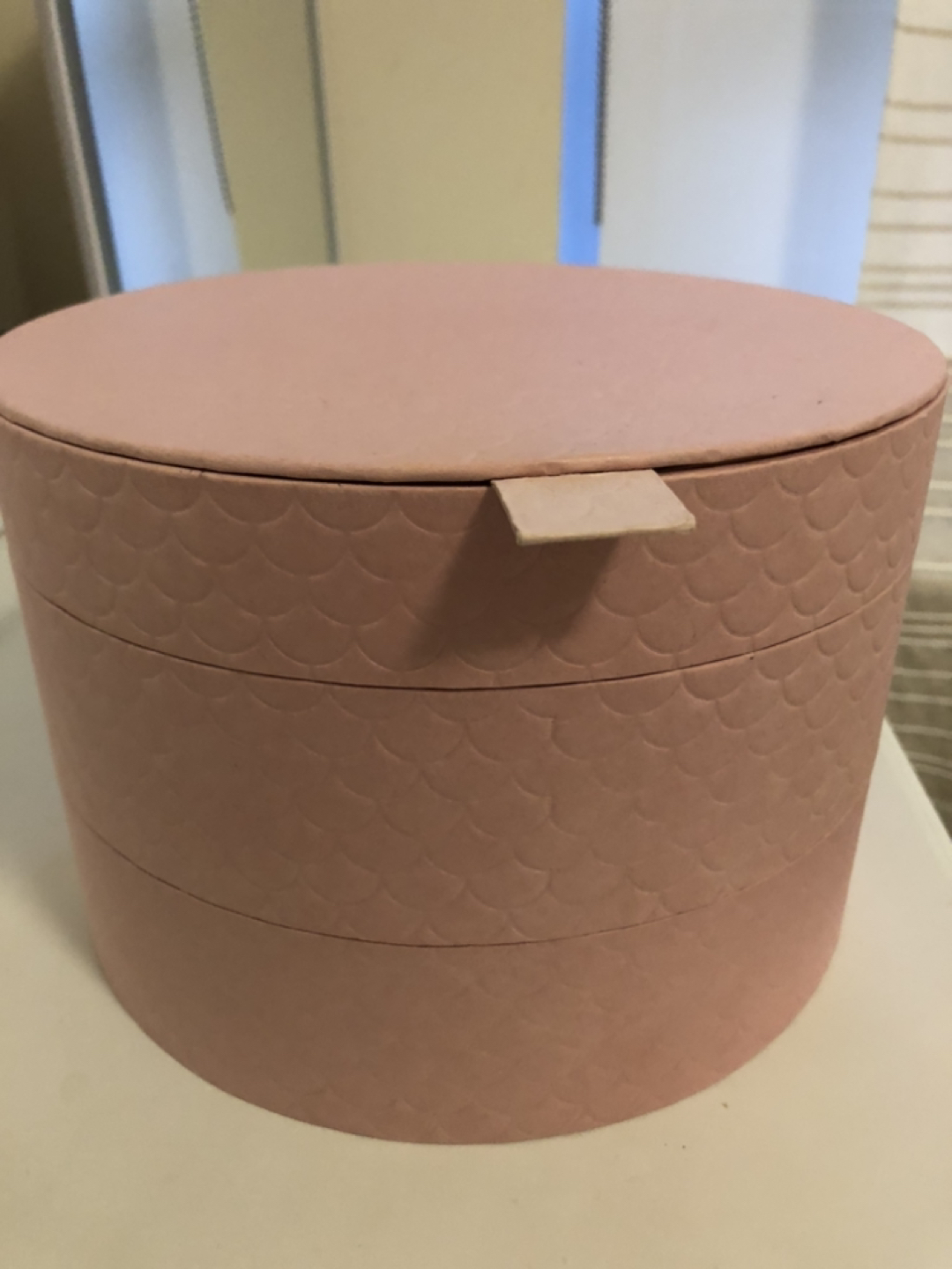 Round shape Storage box