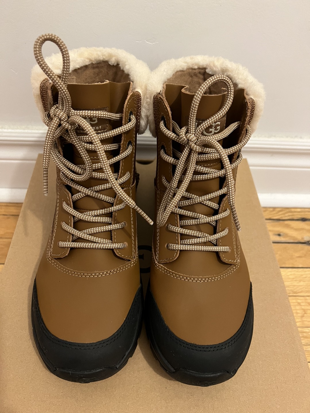 UGG boots for women (size 8) - photo 3