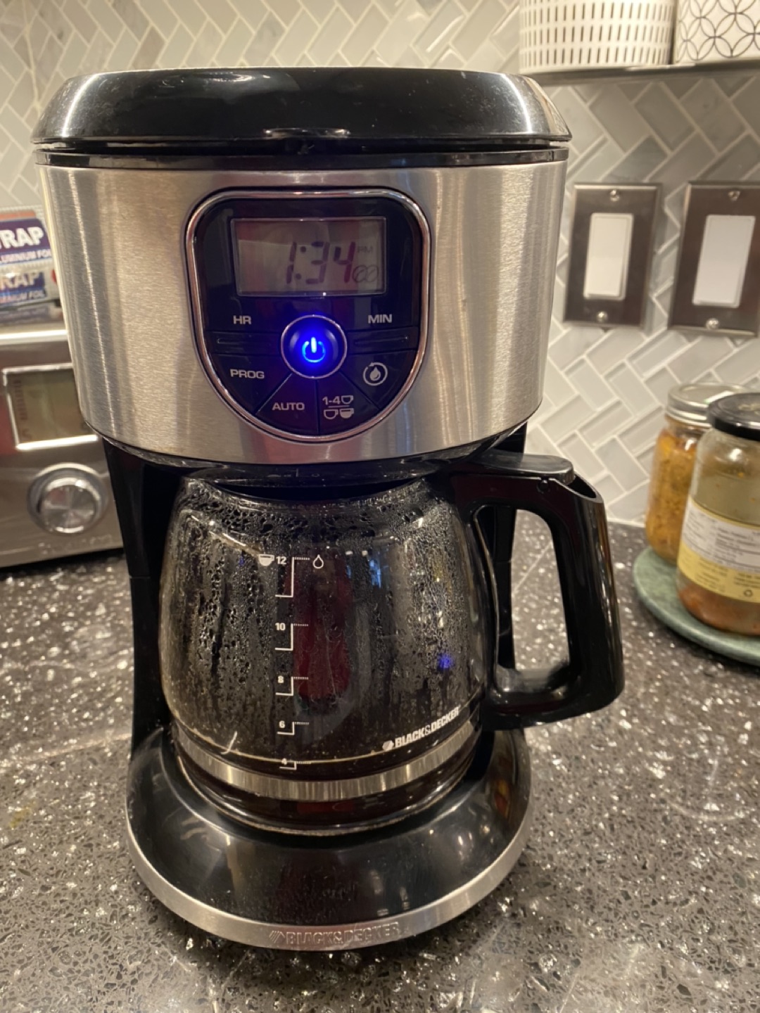 Programmable 12 cup Black & Decker Coffee maker VGUC - photo 3