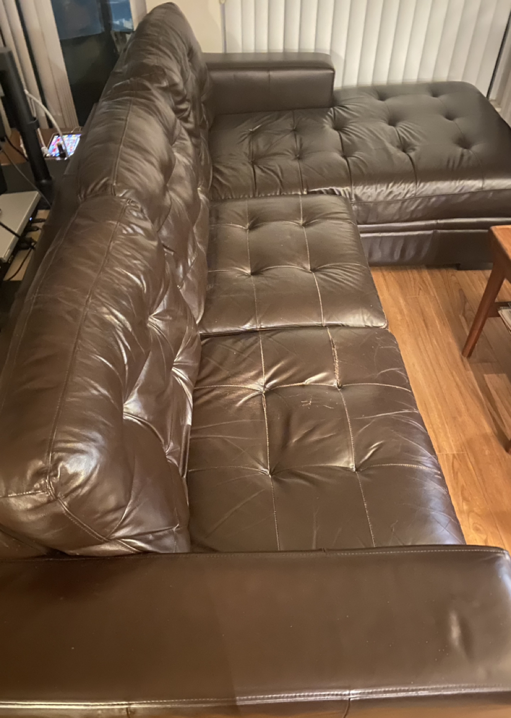 Leather seat lounger image indicator(4)