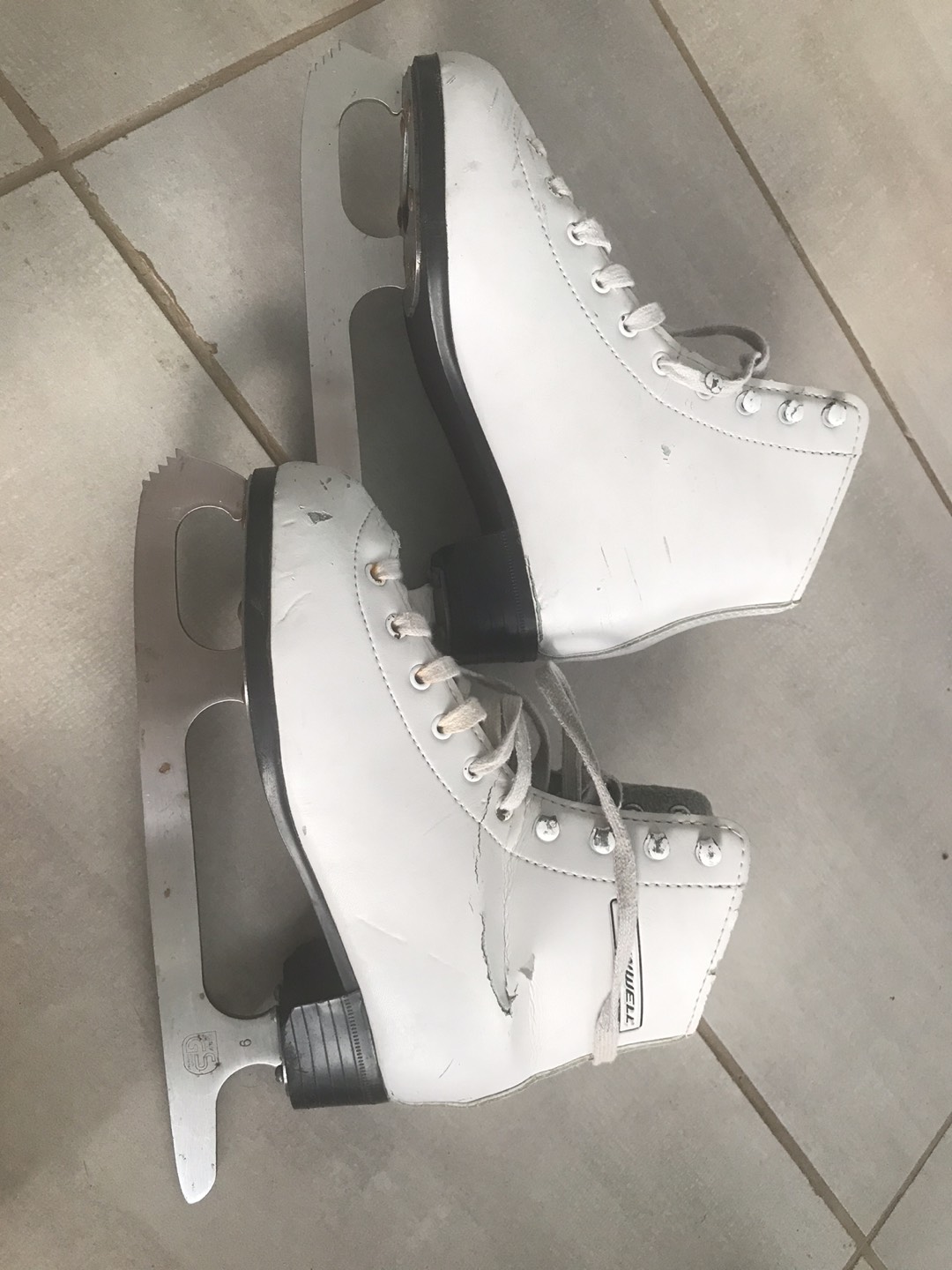 Skates s. 4J image indicator(2)