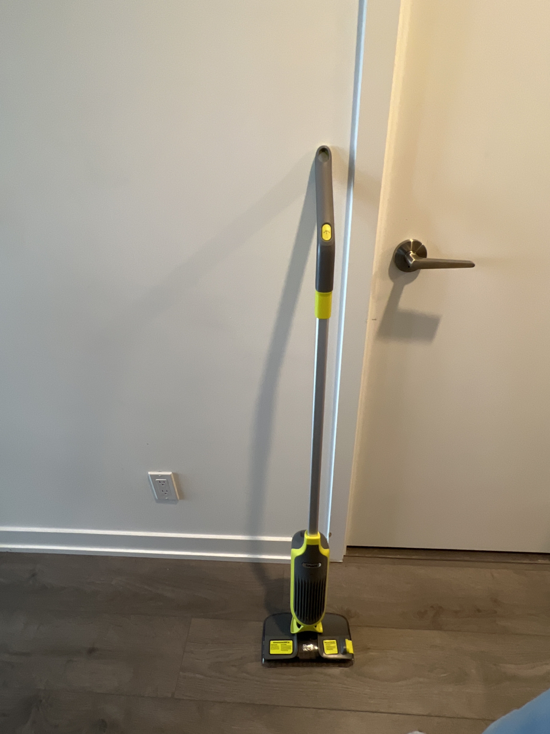 shark vacmop thumbnail