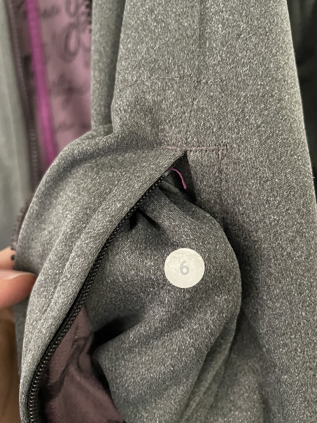 Lululemon Jacket image indicator(5)