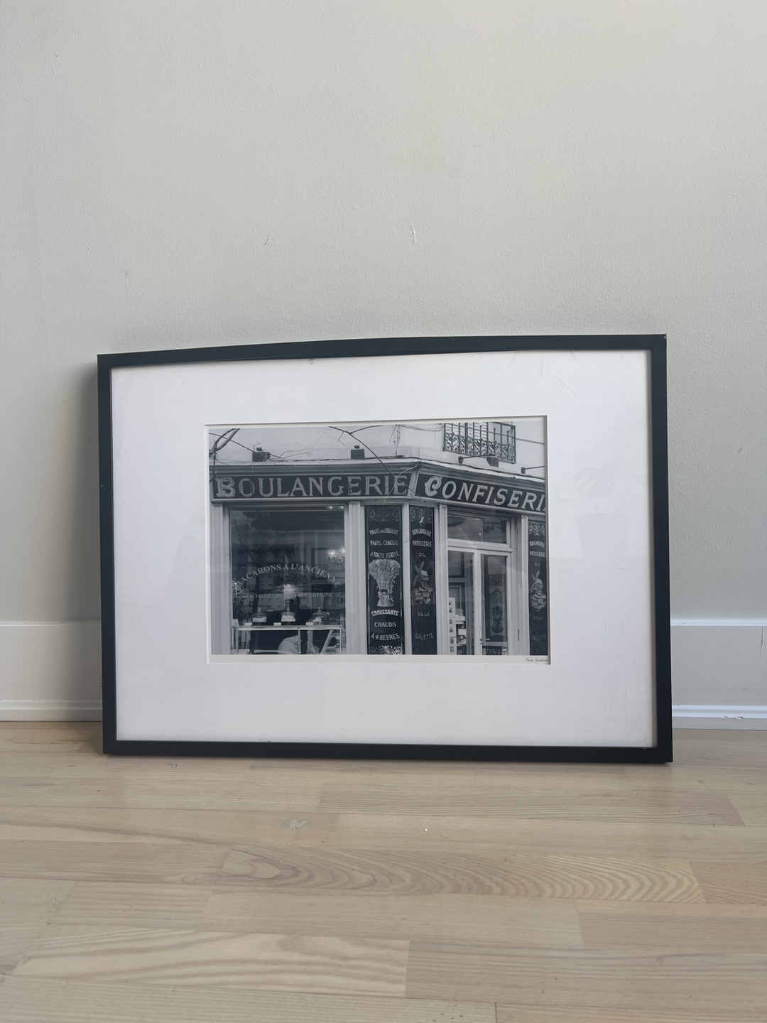 Framed photo of Paris Boulangerie thumbnail