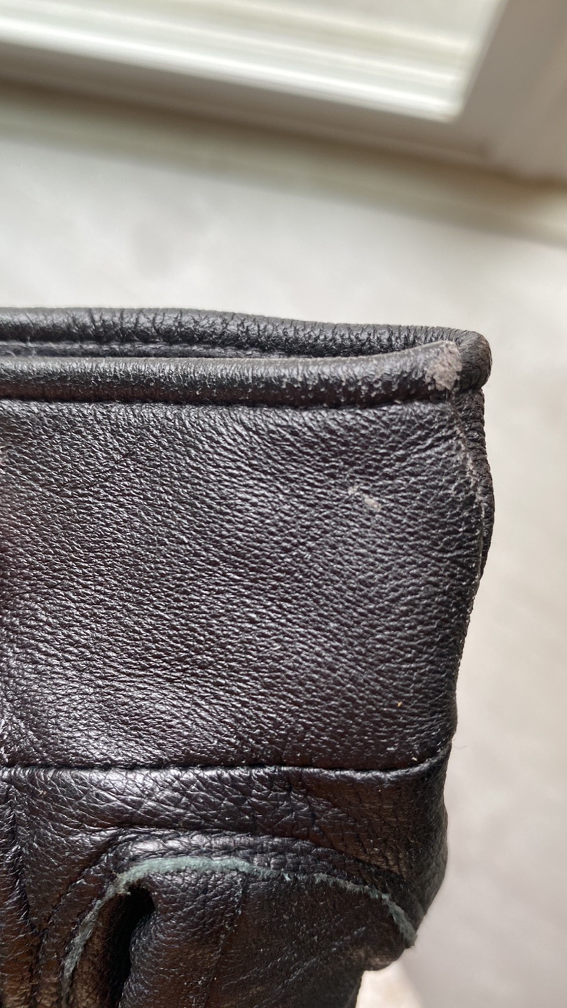 Women’s leather gloves image indicator(4)