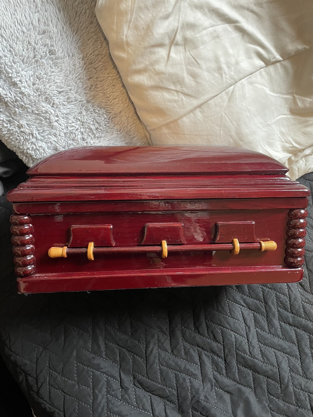 Storage or jewelry box