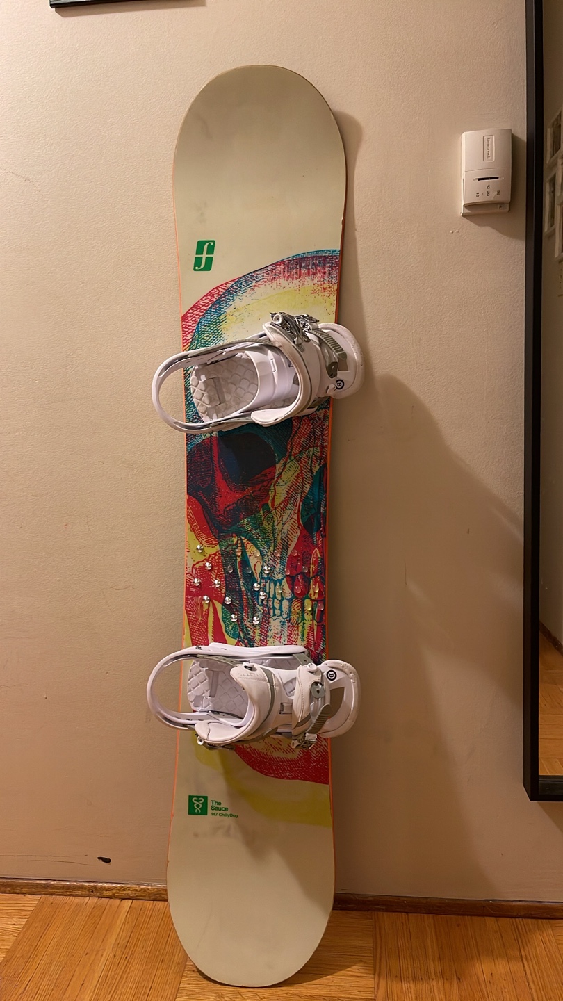 Women’s snowboard 147cm