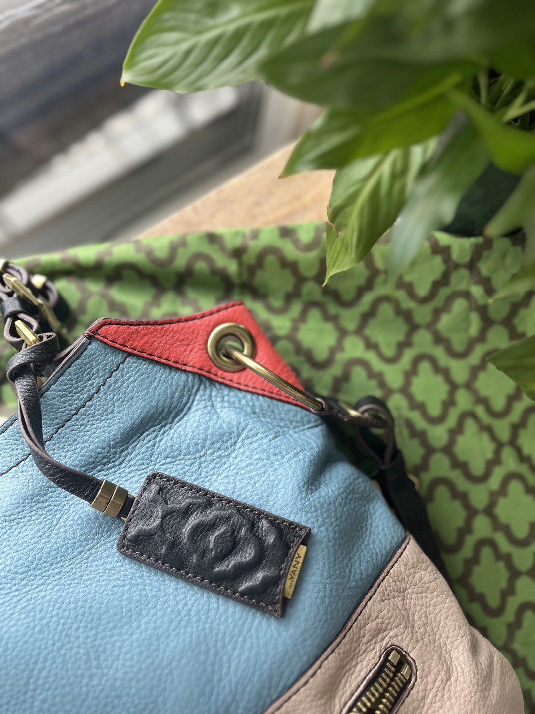 Leather crossbody bag