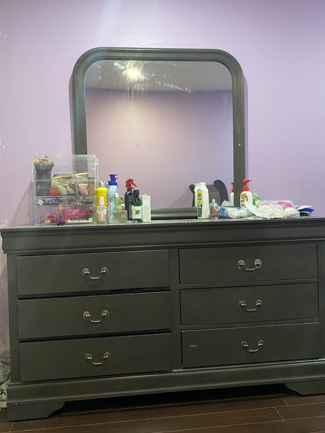 Dressing table