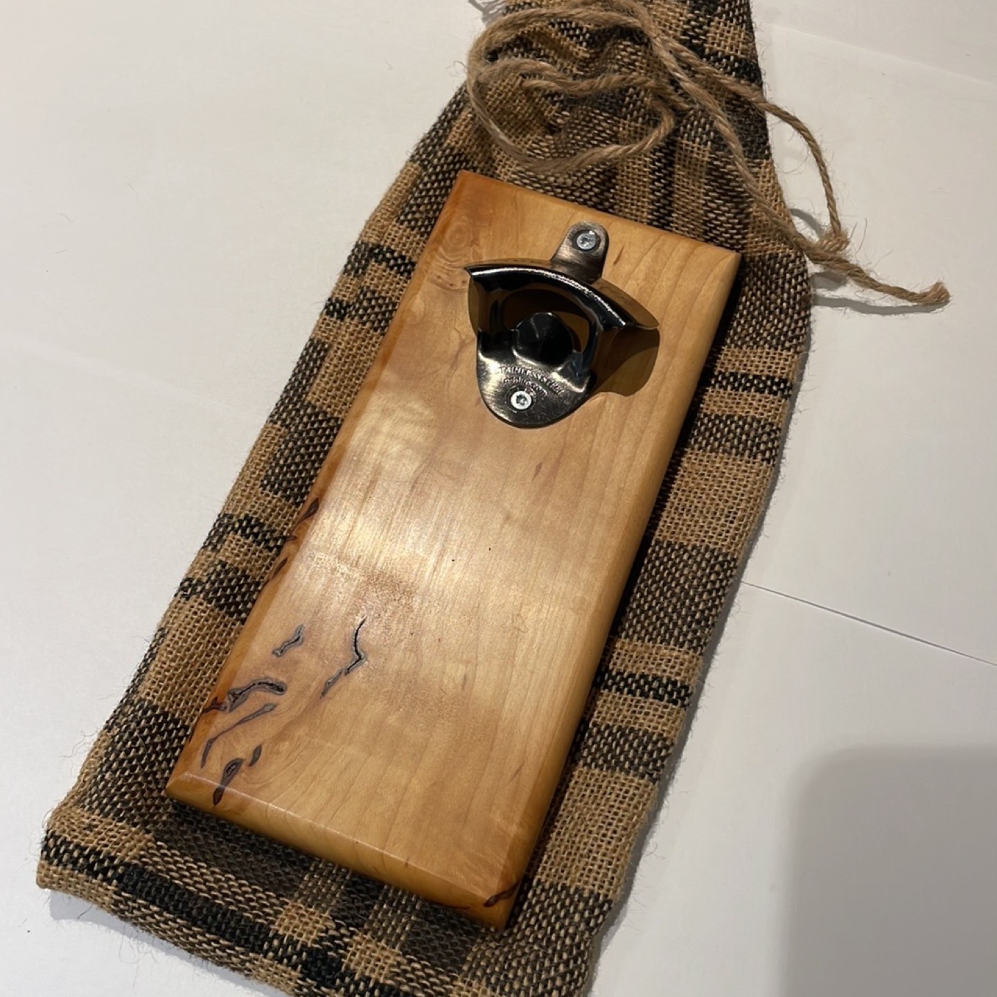 *NEW* wood/magnetic beer bottle opener image indicator(2)