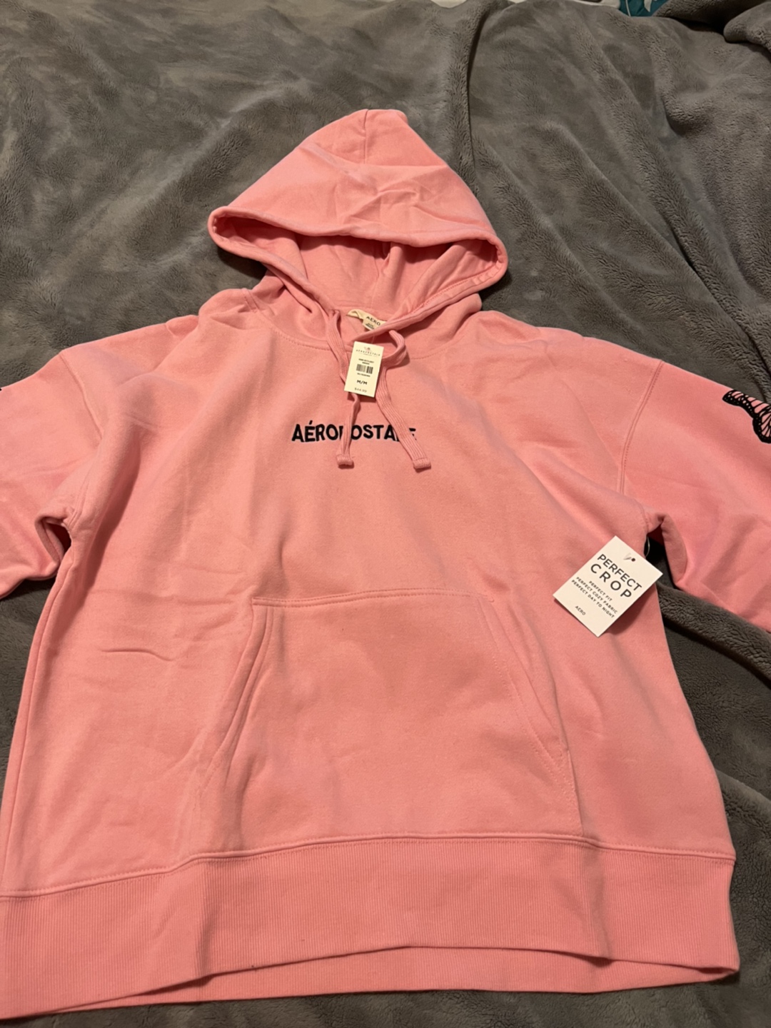 Aeropostale Medium image indicator(2)