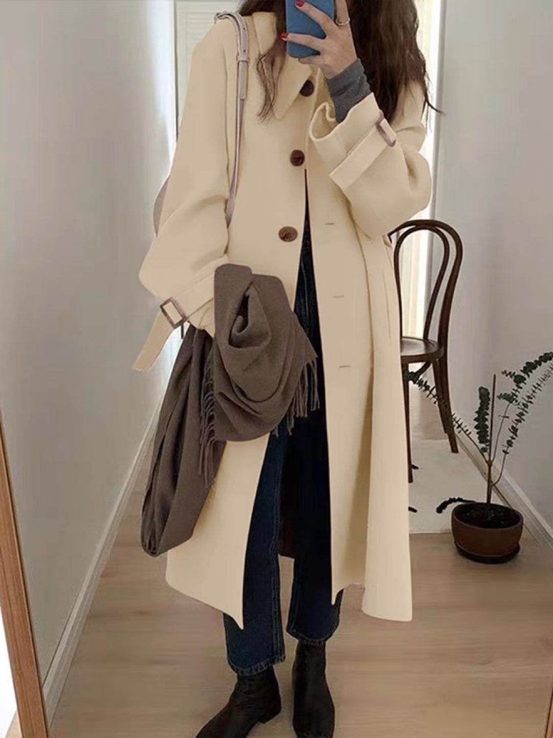 Beige trench coat bought in Seoul - photo 4