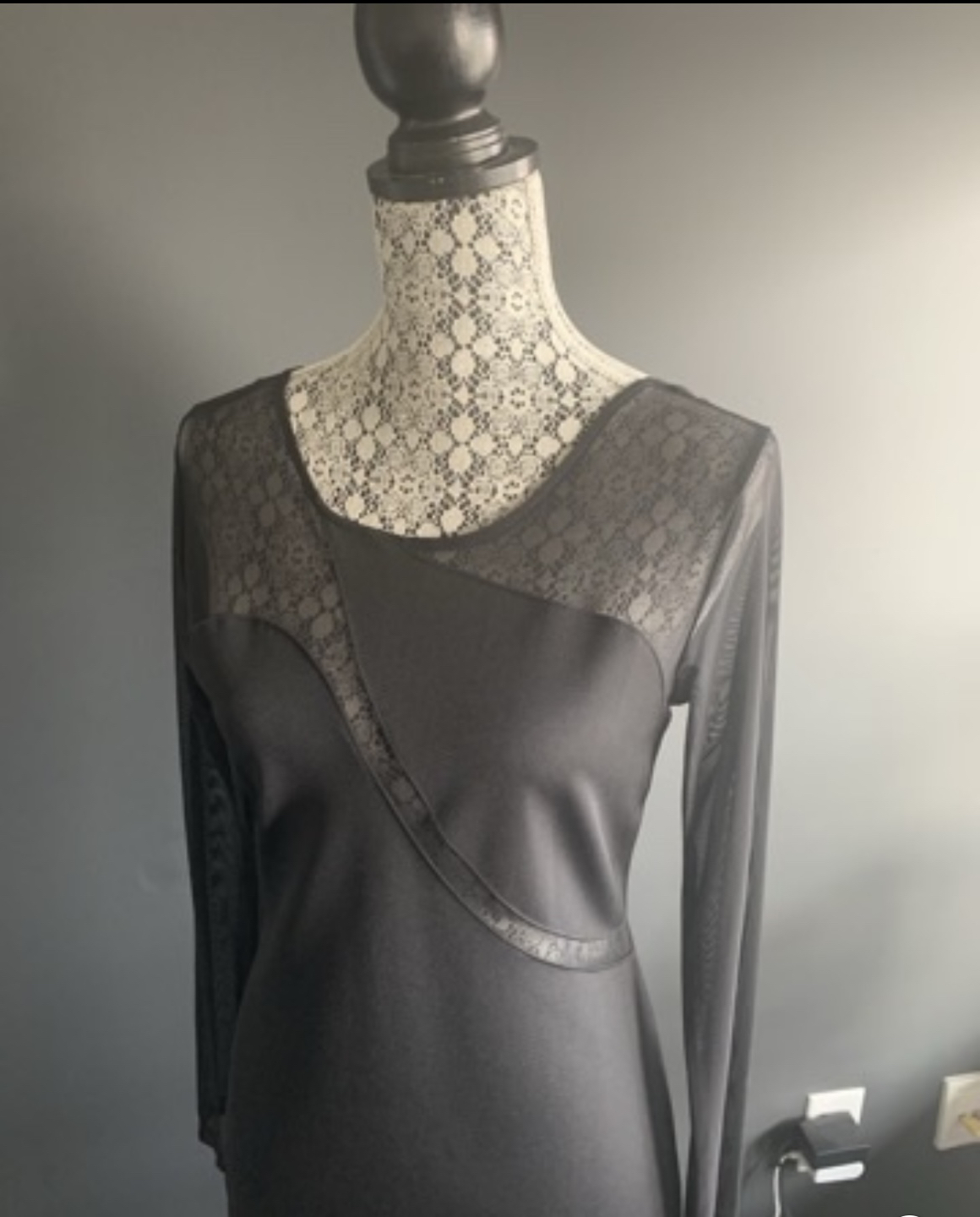 Black dress - photo 4