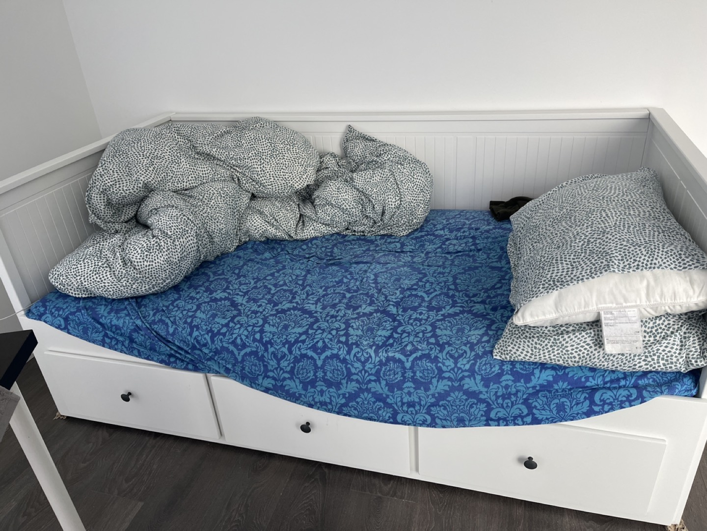 Ikea day bed with mattress - photo 2