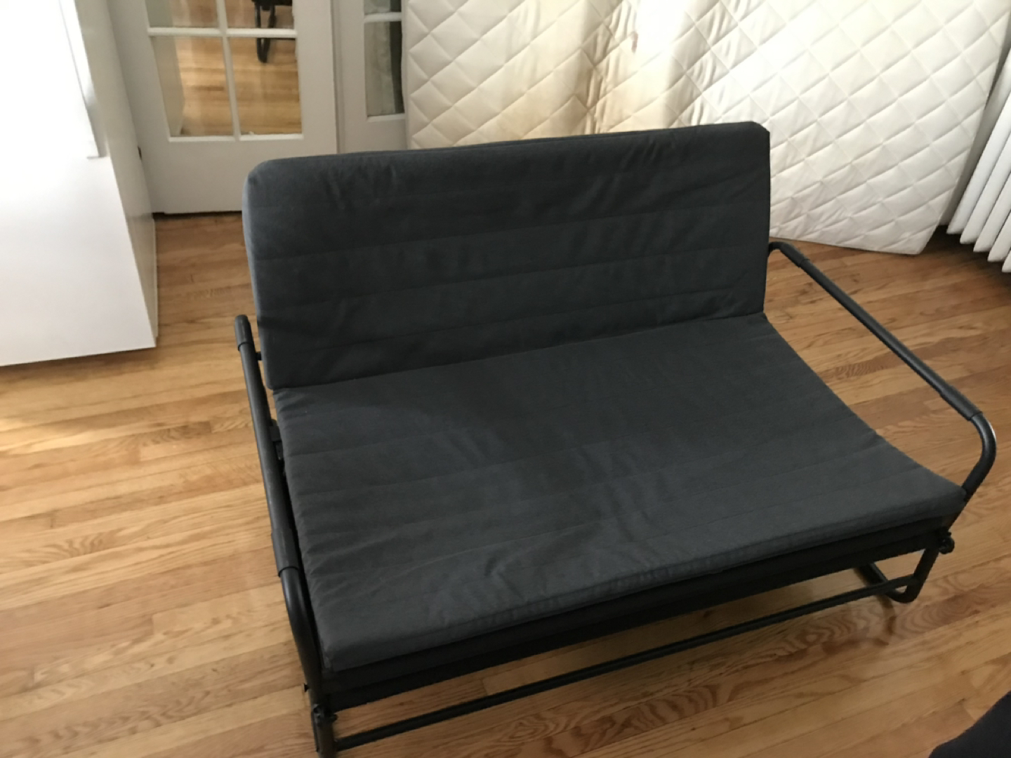 IKEA sofa bed - photo 2