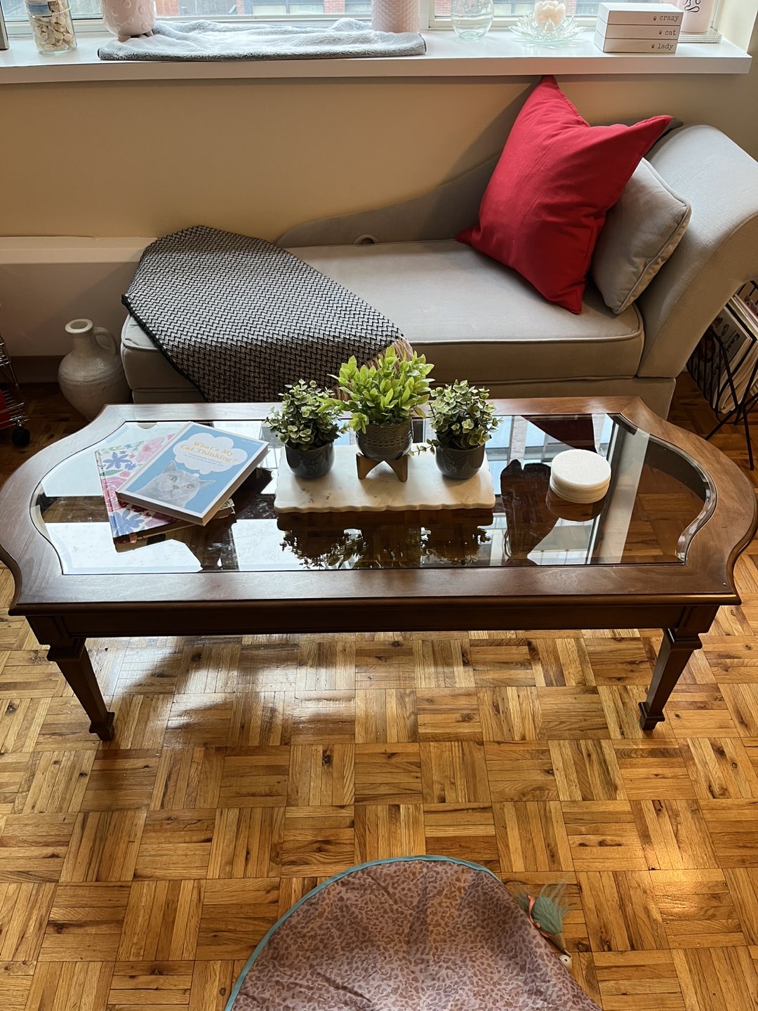 Coffee table real wood with glass no scratches thumbnail