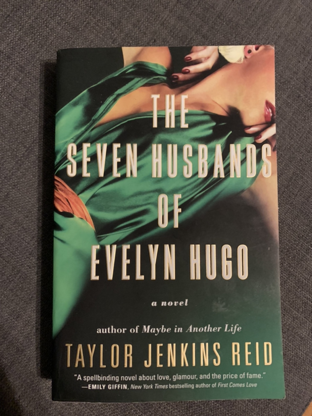 The Seven Husbands of Evelyn Hugo - book thumbnail