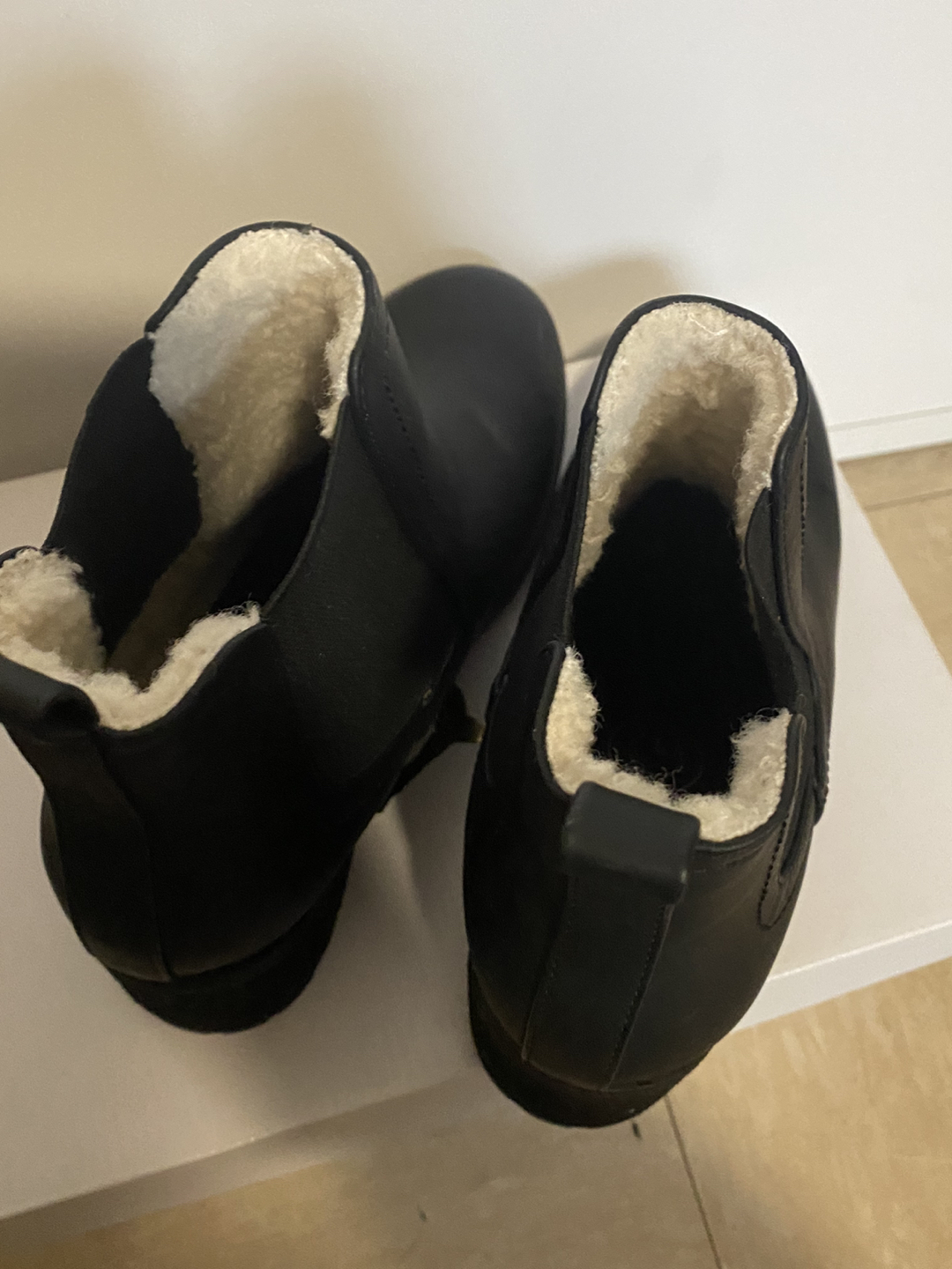 MOVING SALE! DLG never worn boots. - photo 5
