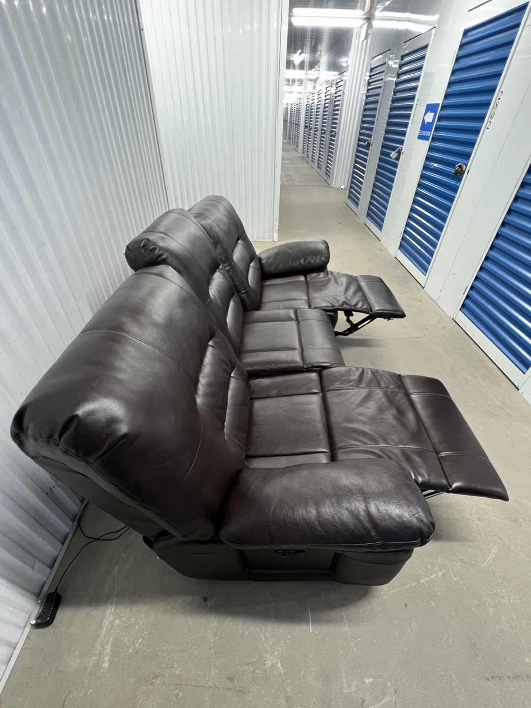 Brown Leather Recliner Couch / Sofa - FREE DELIVERY - photo 4