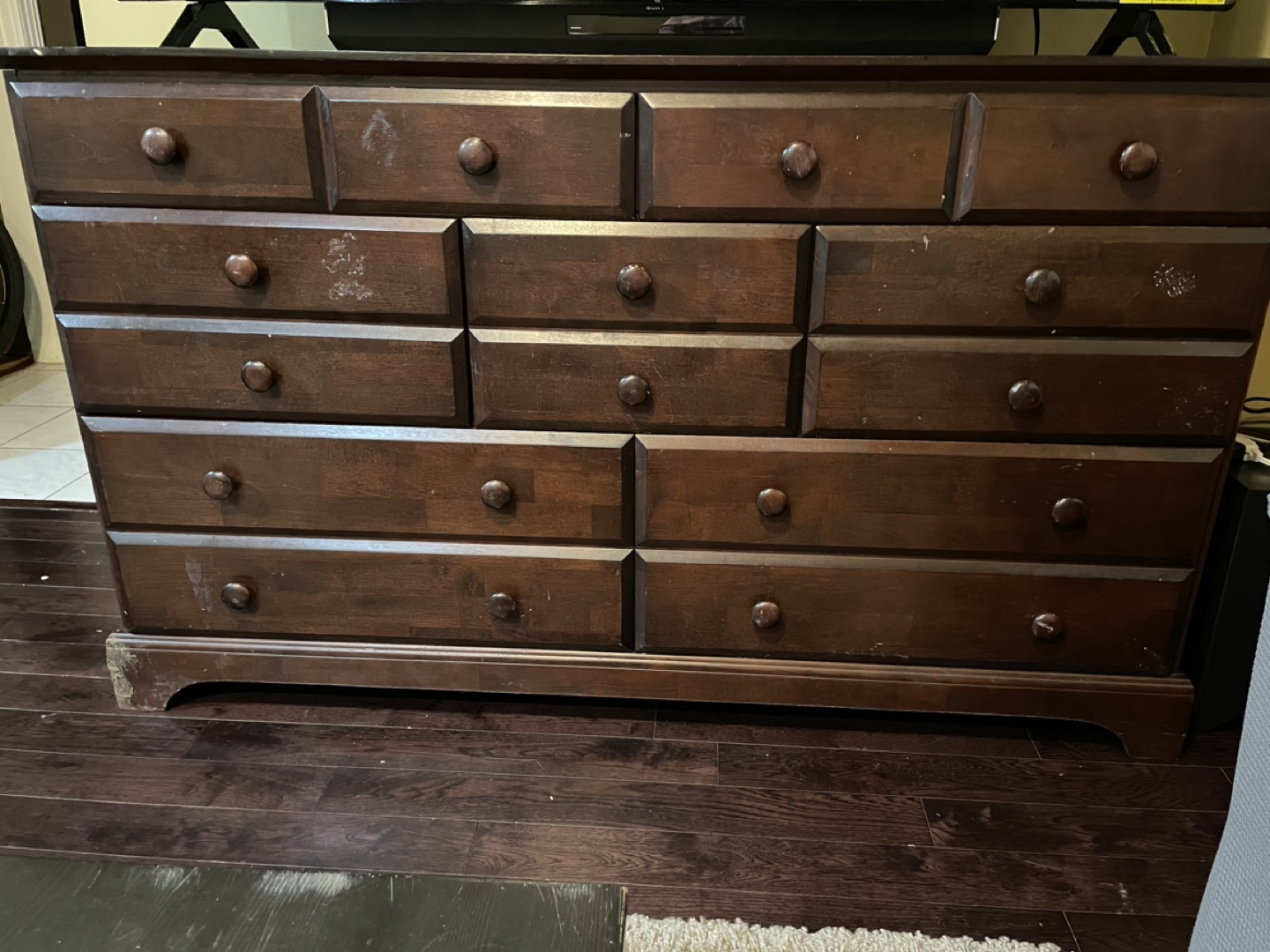 Dresser - photo 2