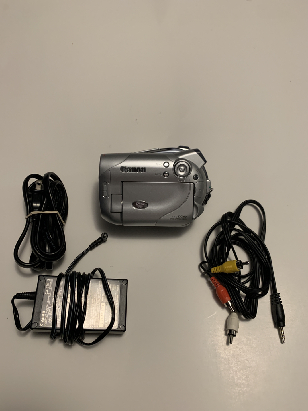 Canon DC100 DVD Camcorder image indicator(6)