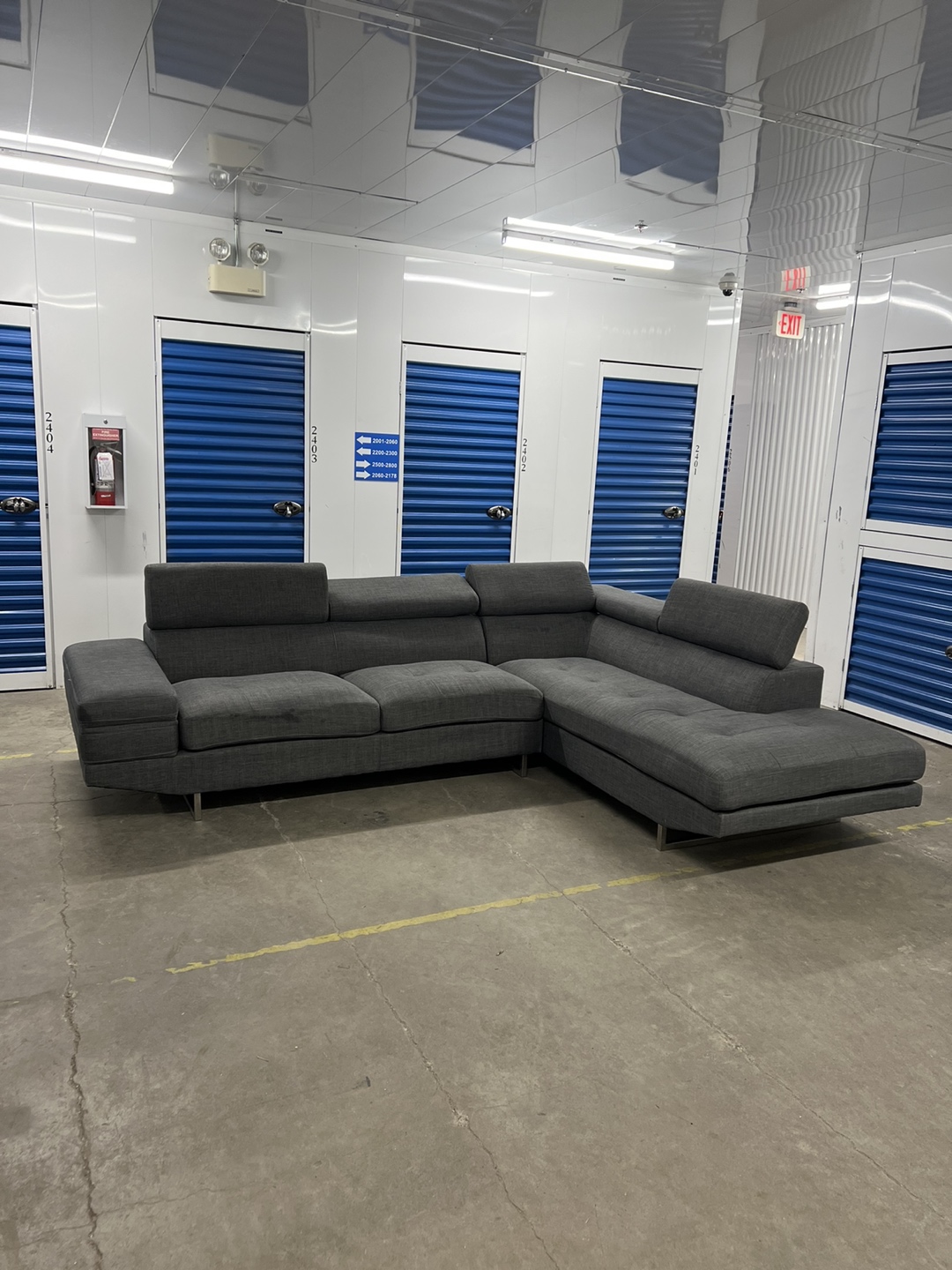 Modern Grey Sectional Couch / Sofa - FREE DELIVERY!! - photo 5