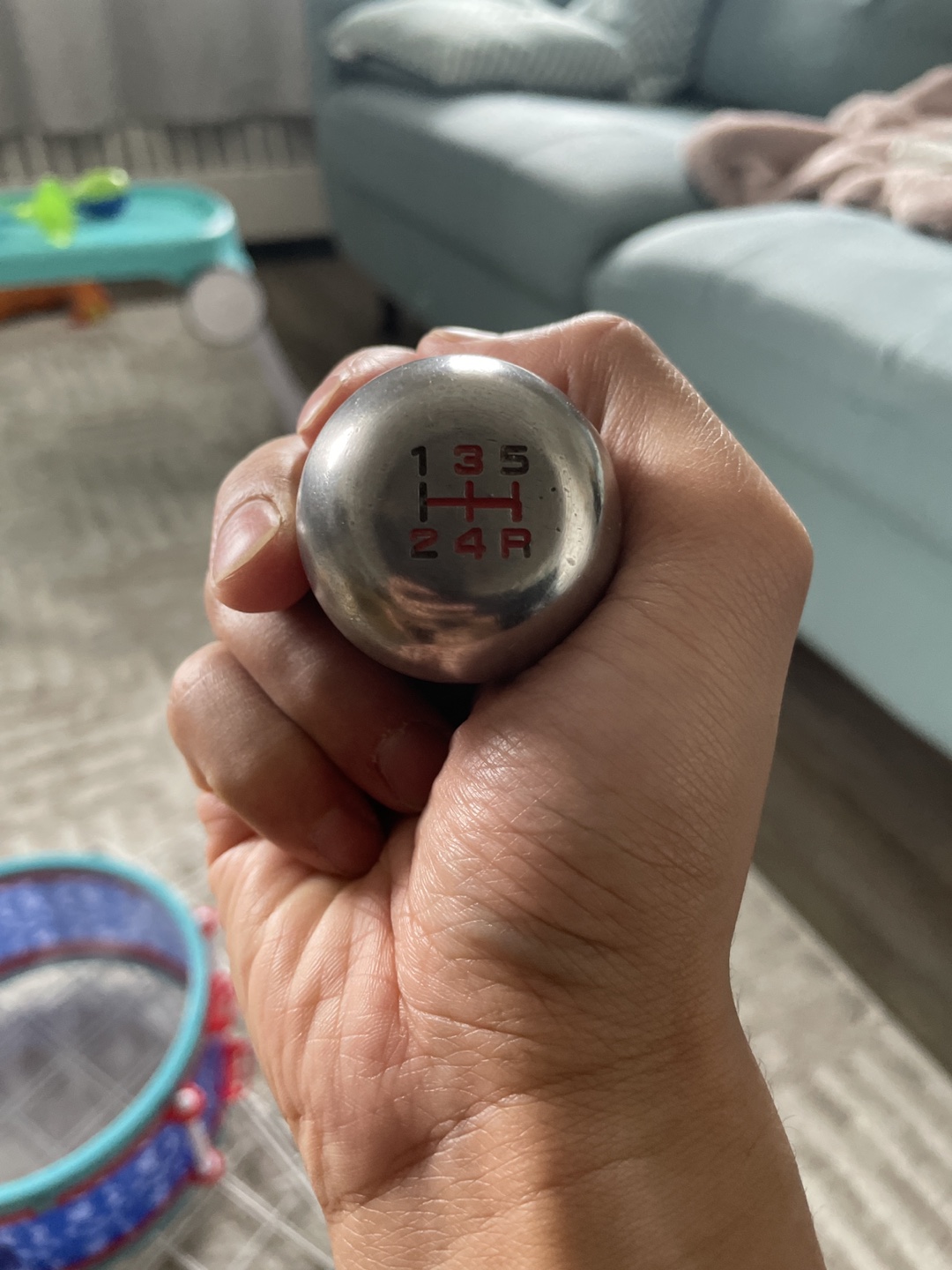 Manual shifter knob thumbnail