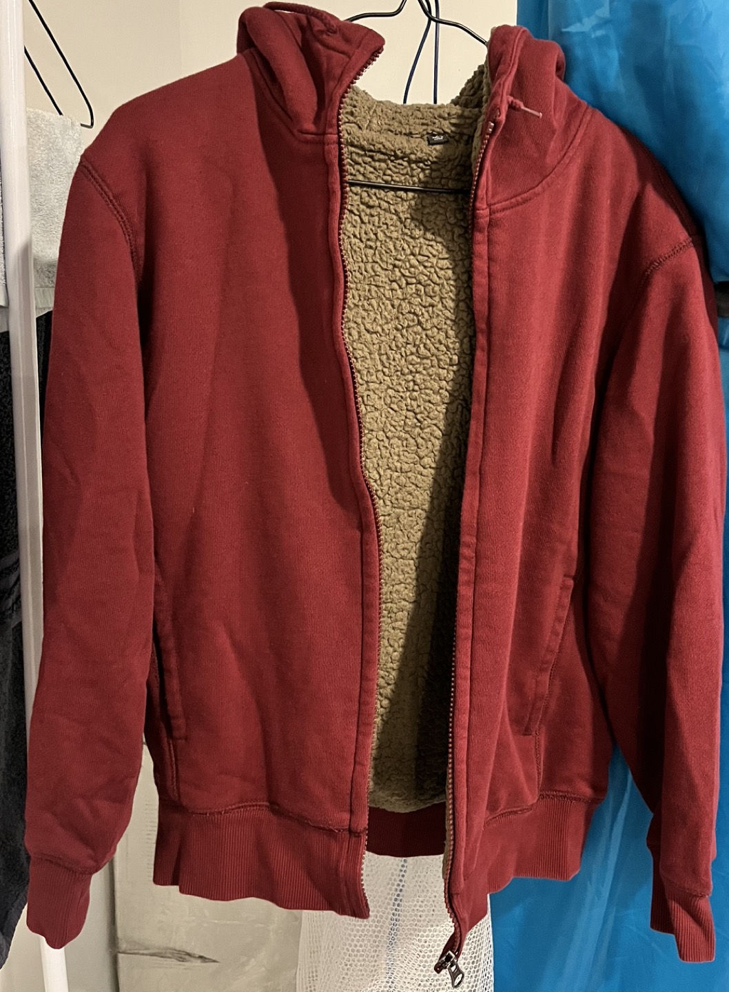 Uniqlo men’s fleece hooded jacket