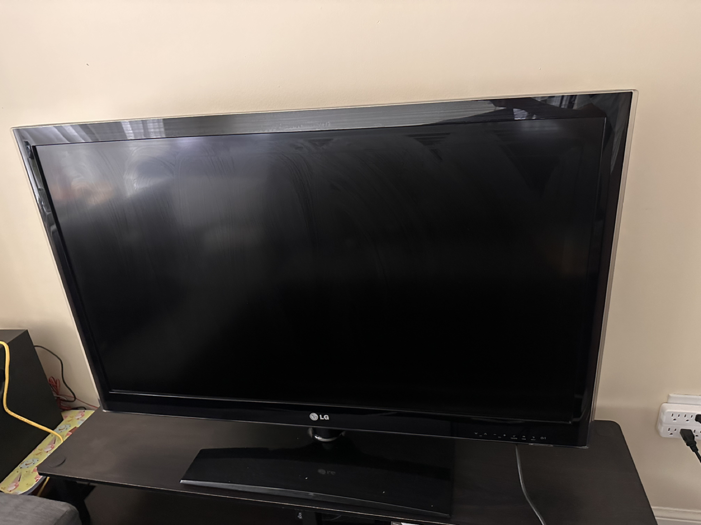 42 Inch TV |Full HD 1080P | 120Hz | LED TV | Smart TV