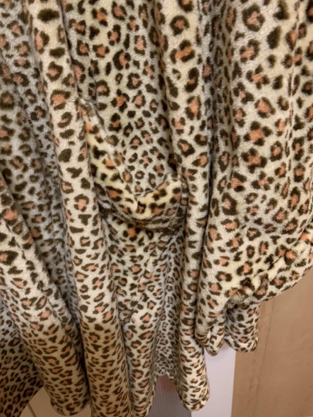 Leopard housecoat thumbnail