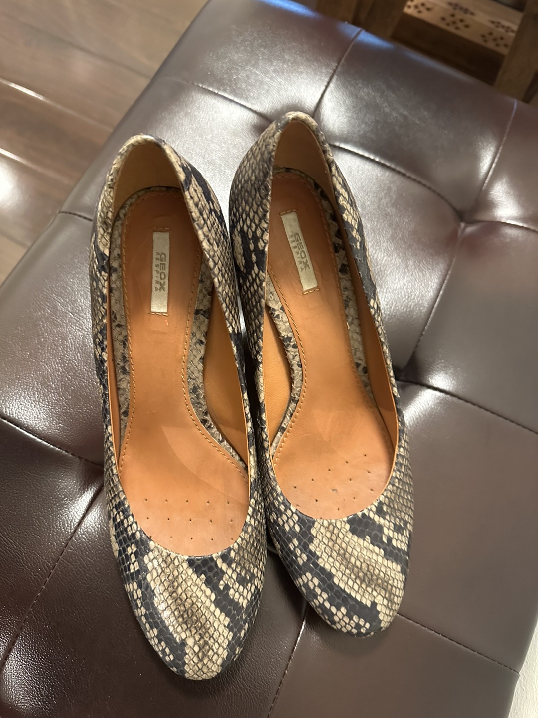 Geox woman’s shoe 9 image indicator(2)