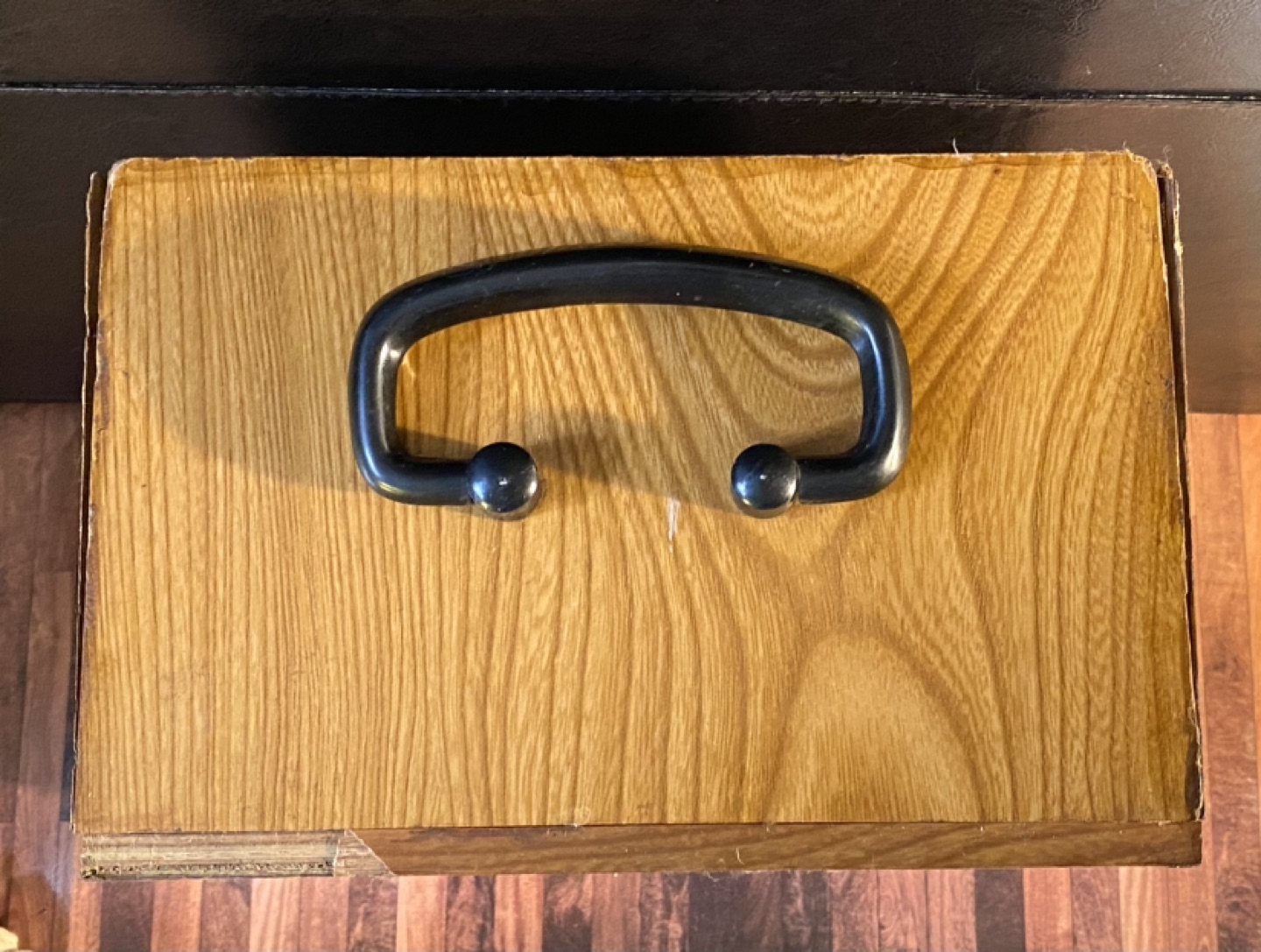 Old telescope wooden box with metal clips thumbnail