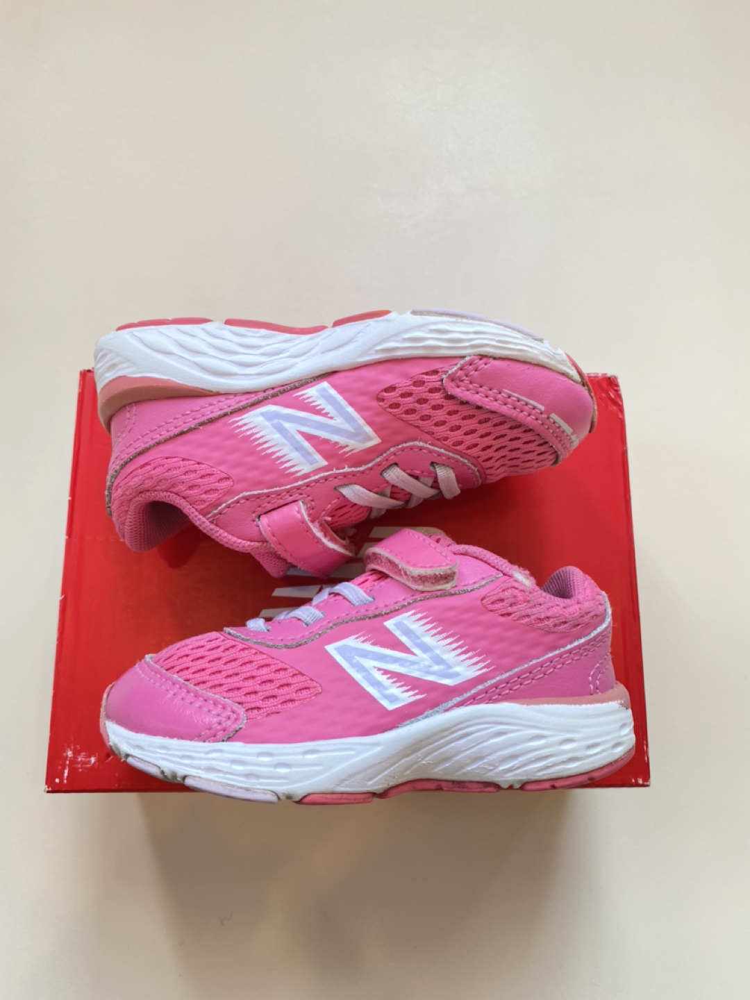 New Balance Toddler Shoes (5.5) - photo 2
