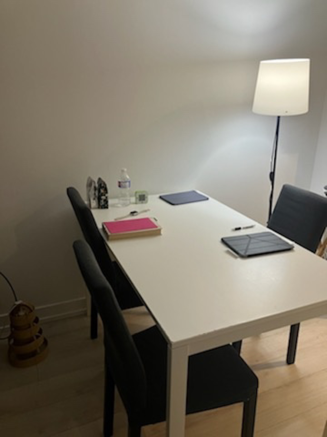 Dinning set (table+4chairs)