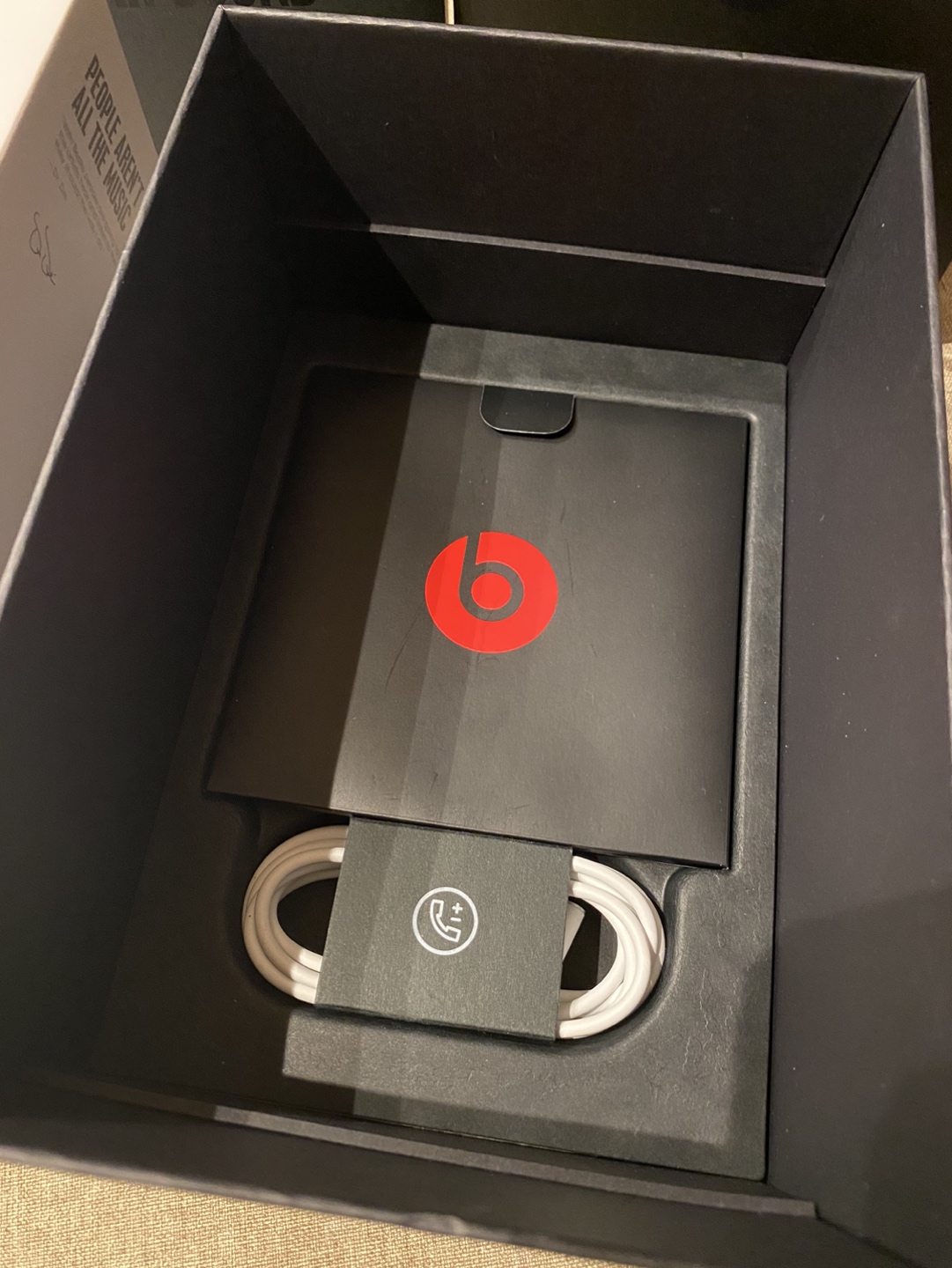 Beats Solo 3 wireless - matte gold - photo 4