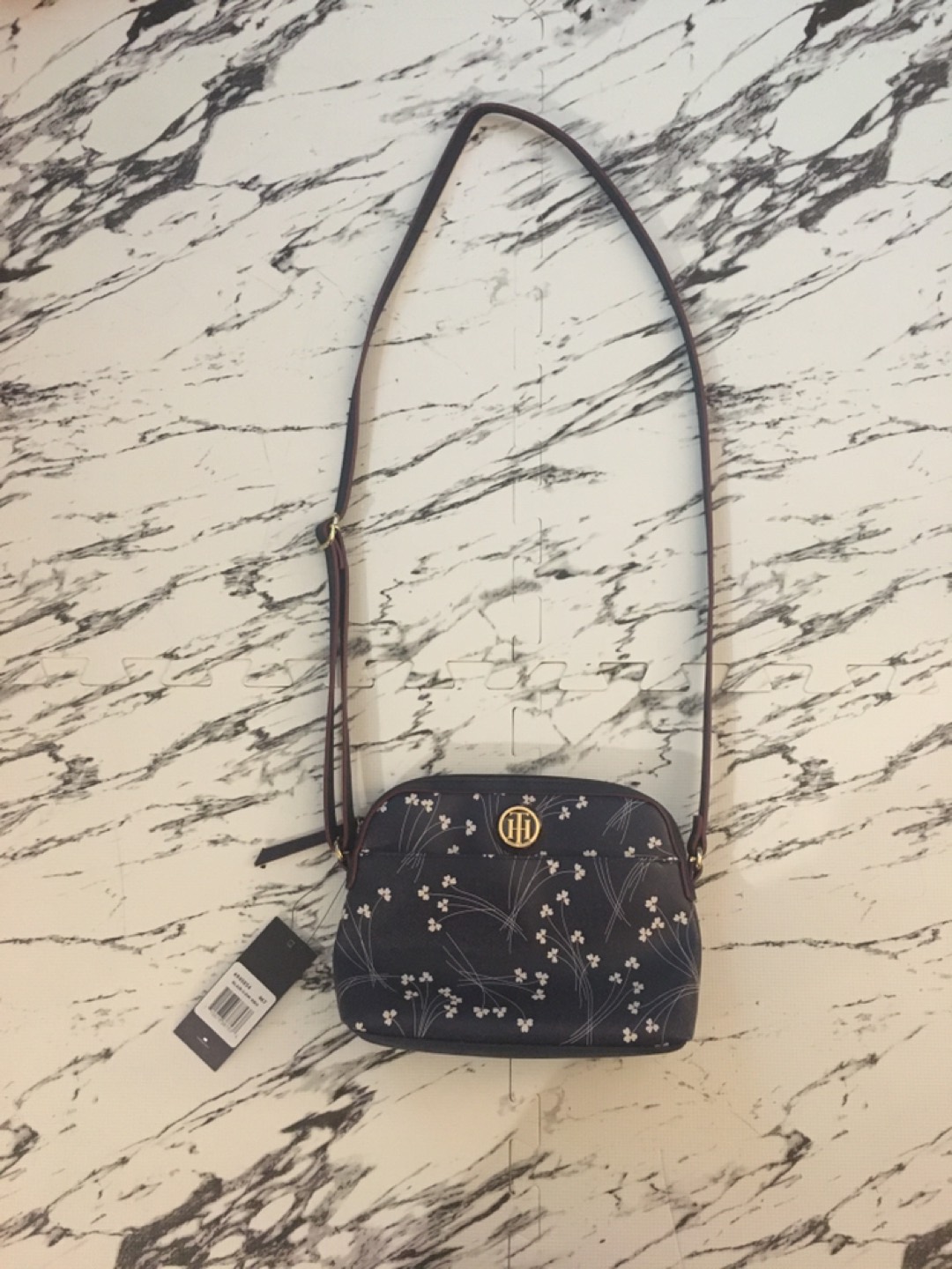 🚨Brand New! Tommy Hilfiger Crossbody Handbag thumbnail