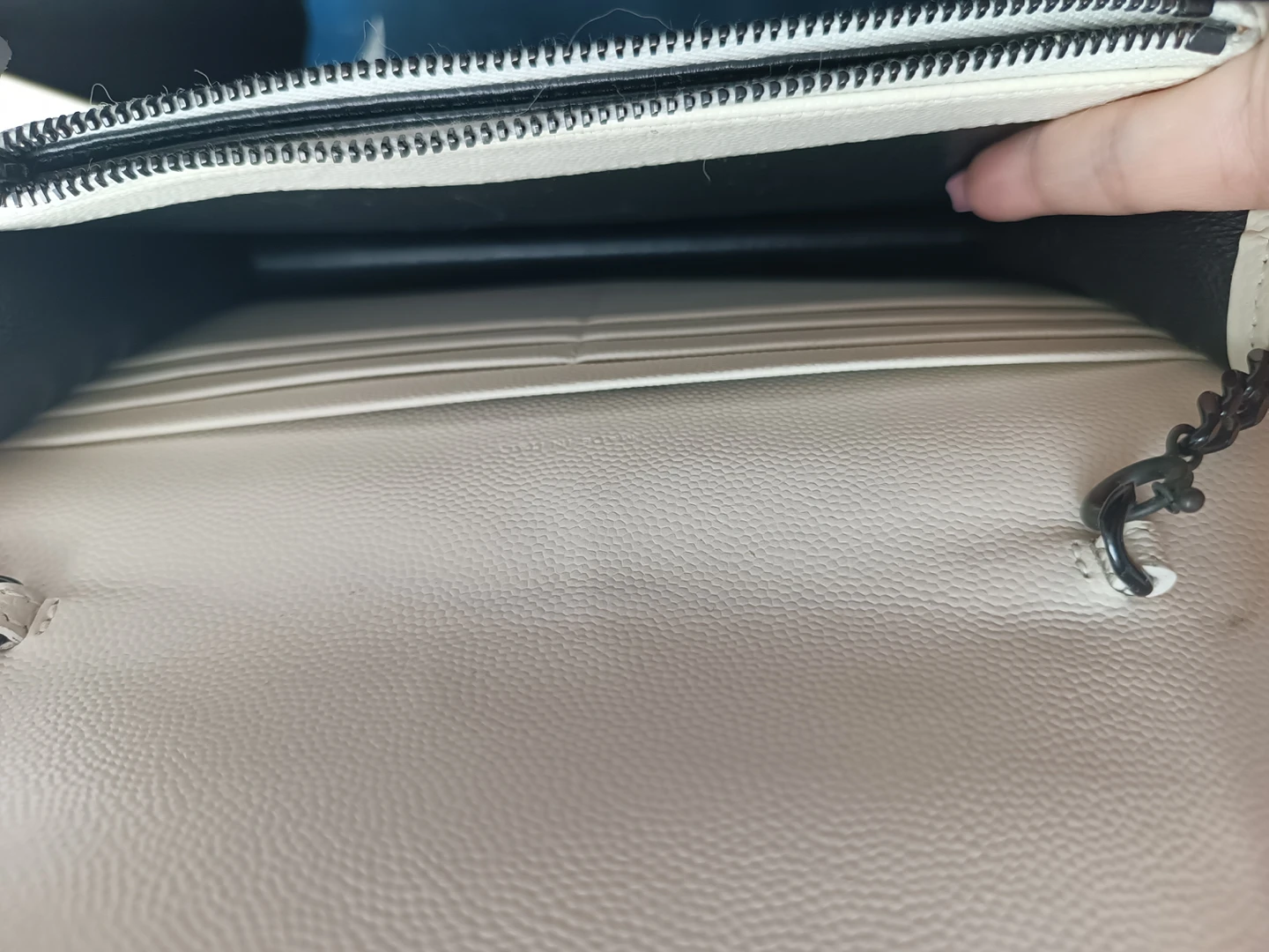 YSL cross body bag wallet - photo 4