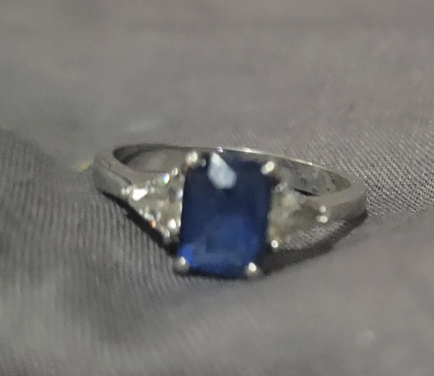 blue saphire   crysatal with a crystal diamond look alike