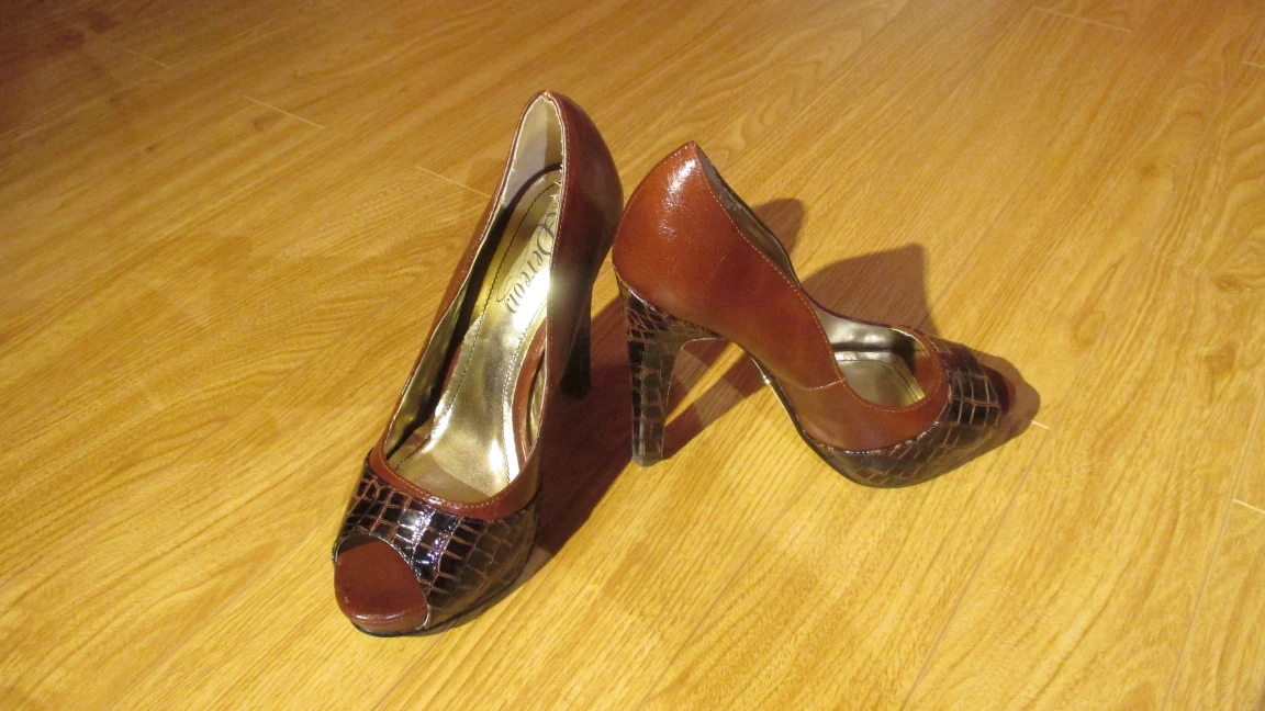 Ladies shoes - photo 3