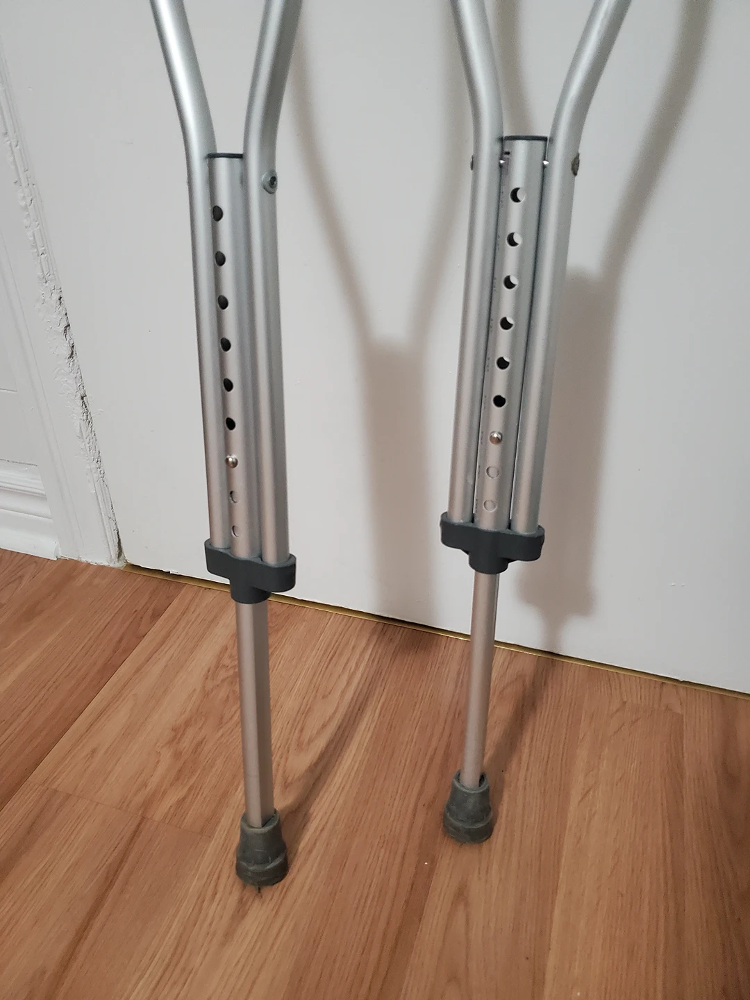 Adjustable Crutches - photo 3