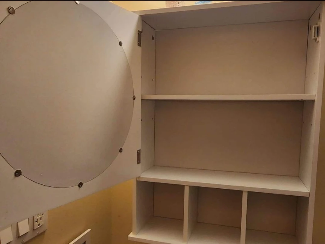 White bathroom medicine cabinet/vanity with mirror - photo 3