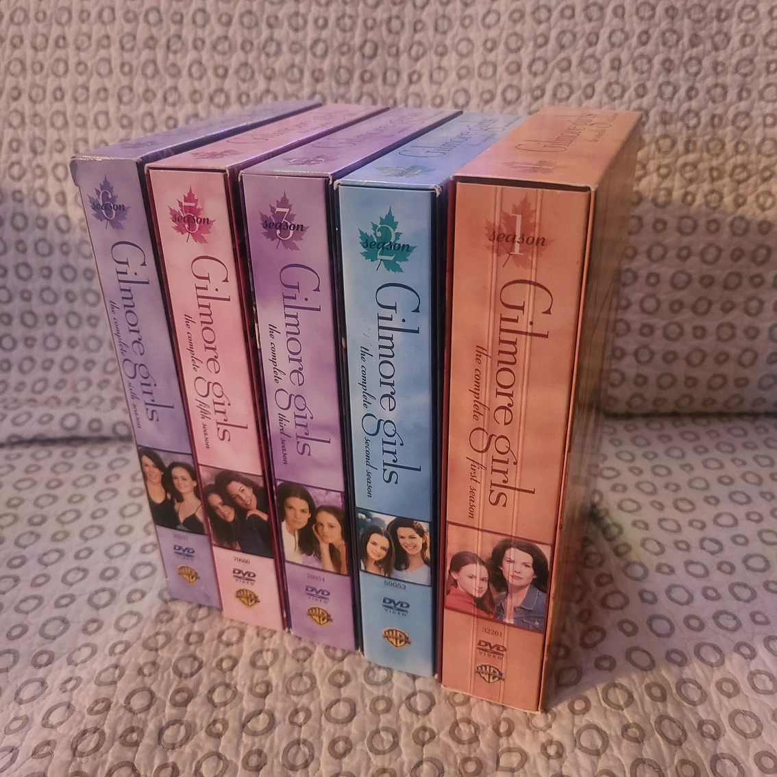 Gilmore Girls DVD sets image indicator(3)