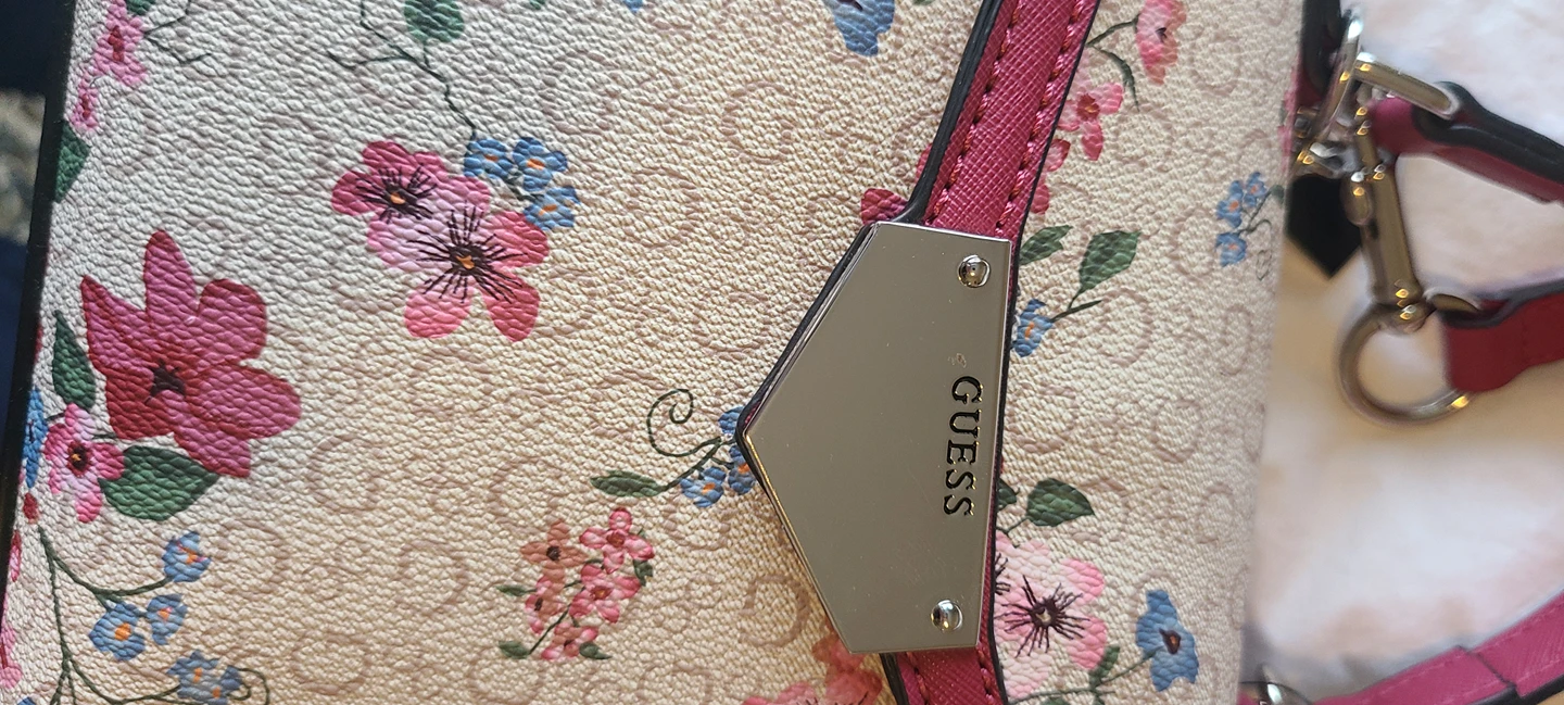 brand new Guess purse thumbnail