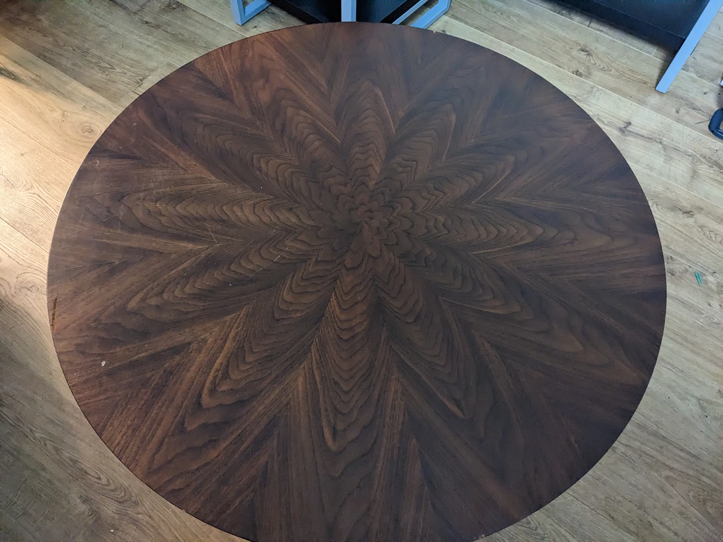stunning coffee table