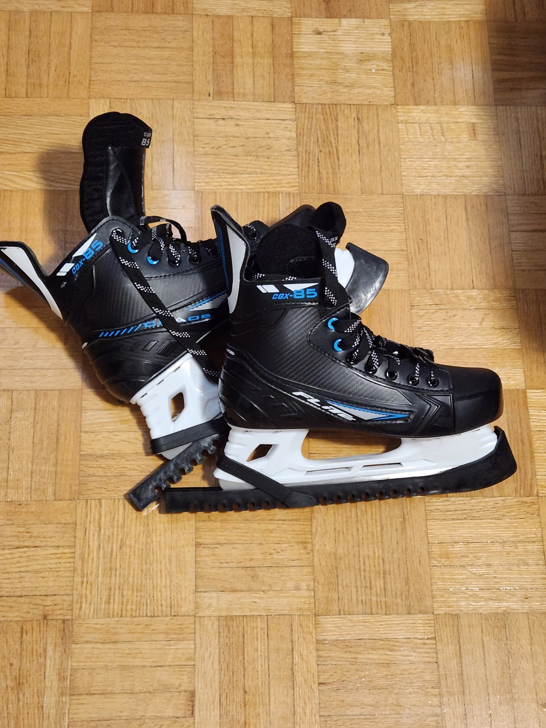 FLITE CGX-85 Hockey Skates
