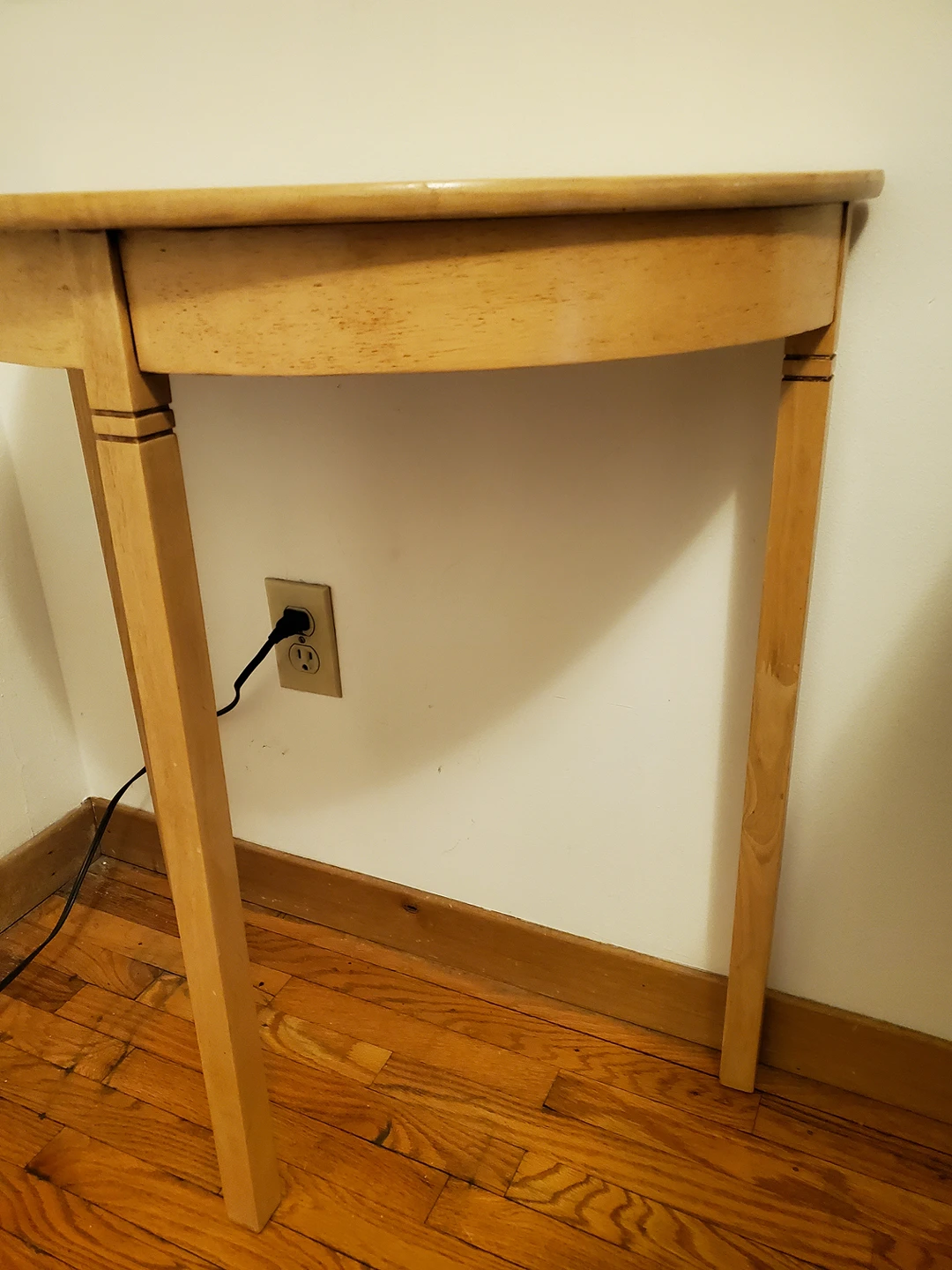 Half wall table image indicator(2)