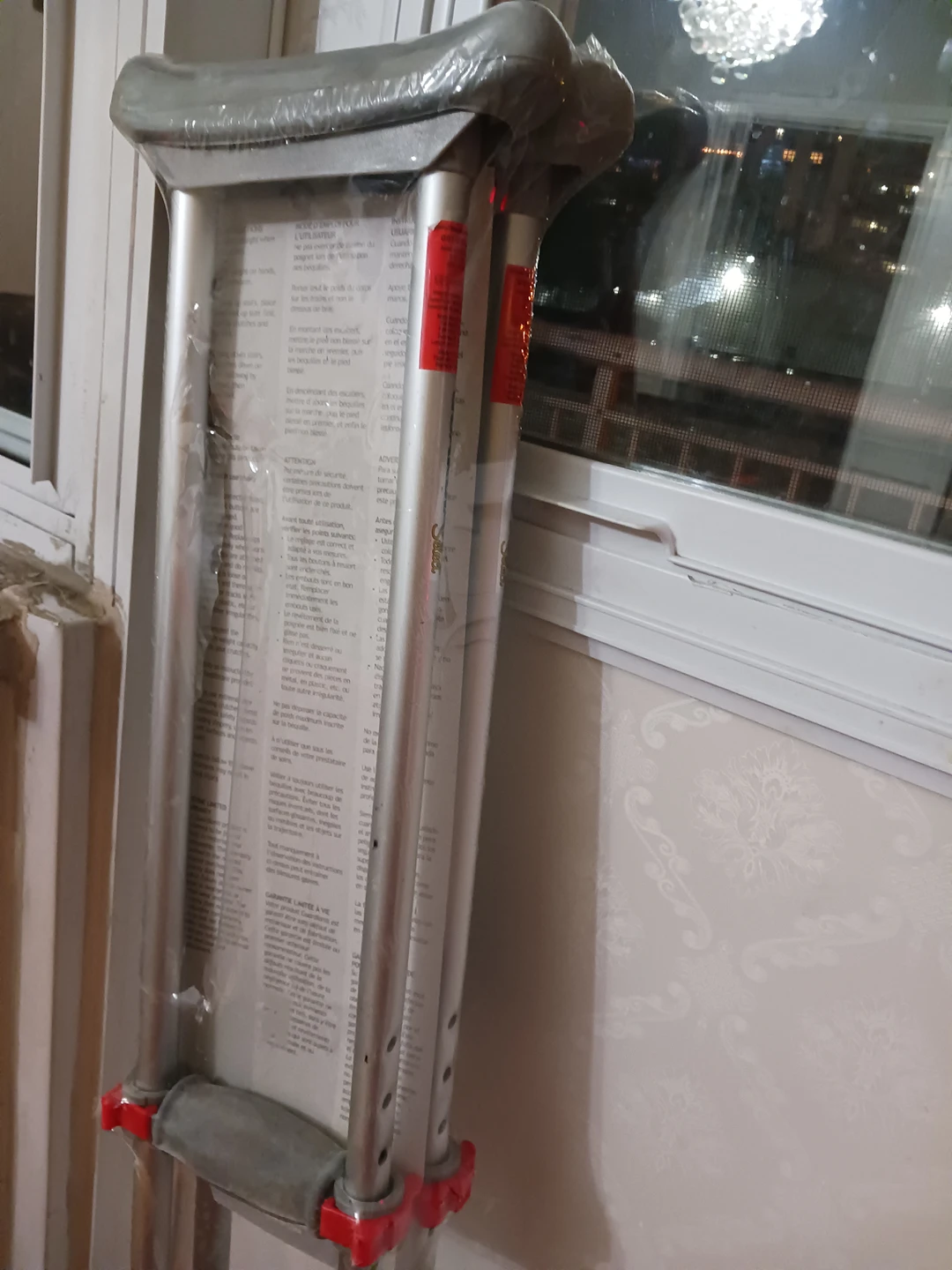 Brand new crutches $30 image indicator(5)