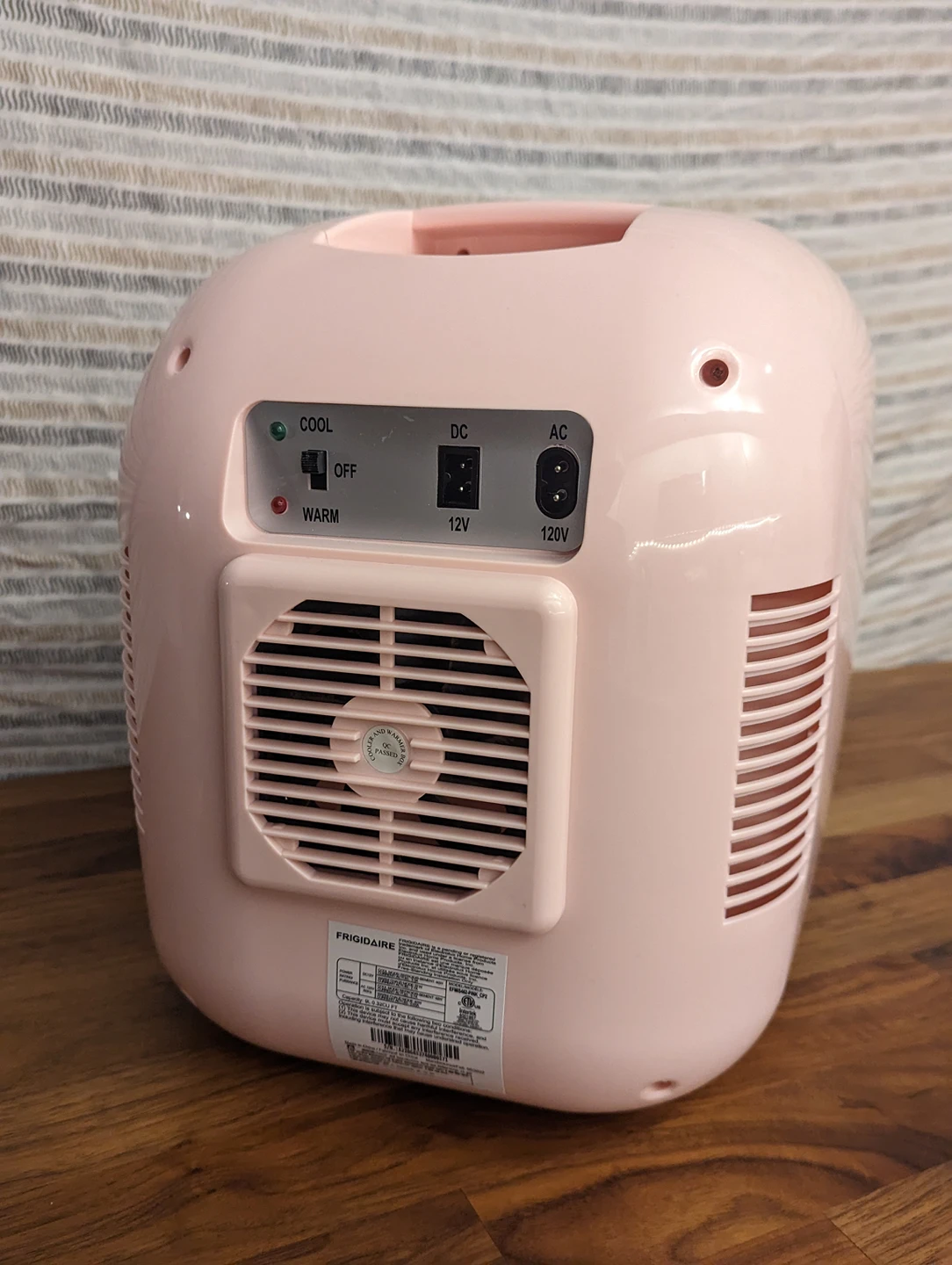 12 Can Retro Mini Portable Personal Fridge - photo 3