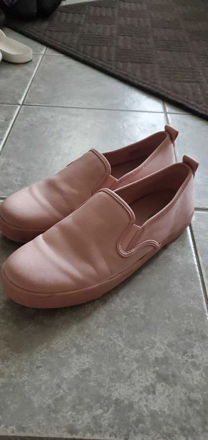 Spring Women Shones Size 9 thumbnail